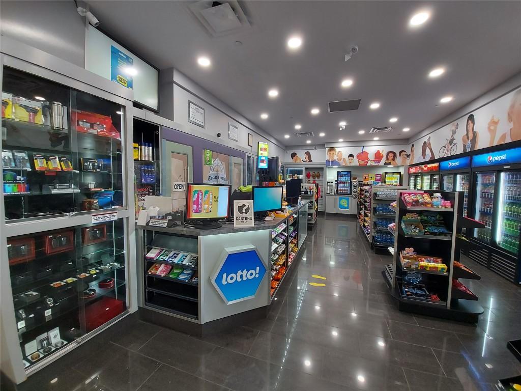 2271 Harvey Avenue, Kelowna, BC