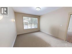 This photo has digitally defurnished -