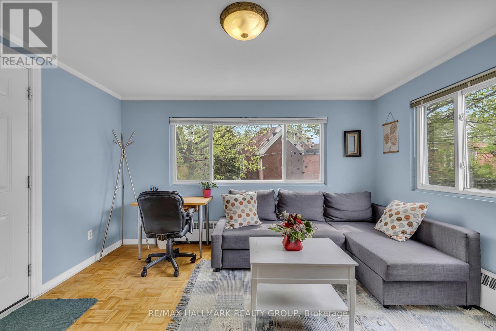 sunroom - 396 Daly Avenue, Ottawa, ON - Indoor Photo Showing Living Room