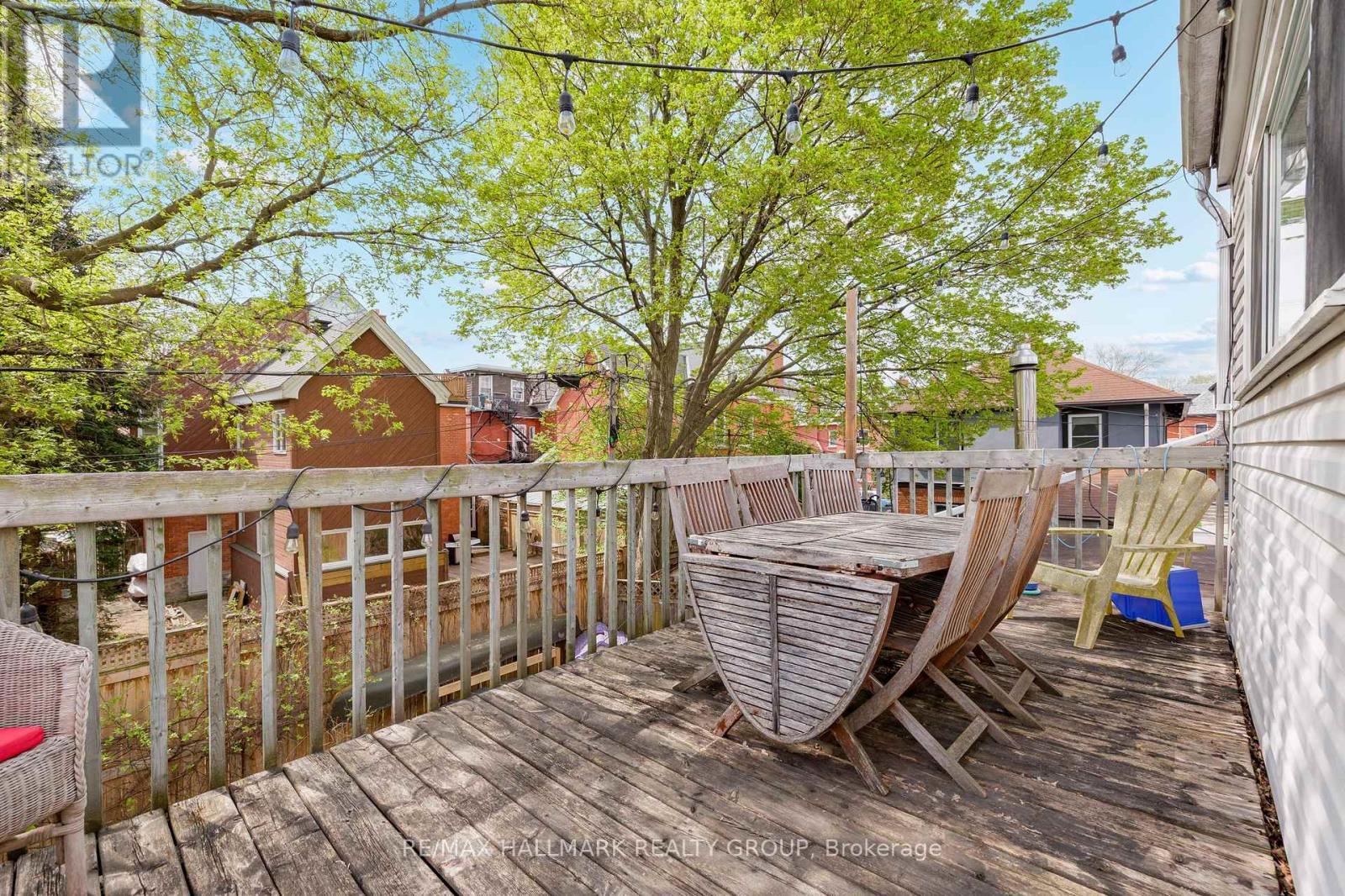 upper deck overlooking backyard - 396 Daly Avenue, Ottawa, ON - Outdoor With Deck Patio Veranda With Exterior