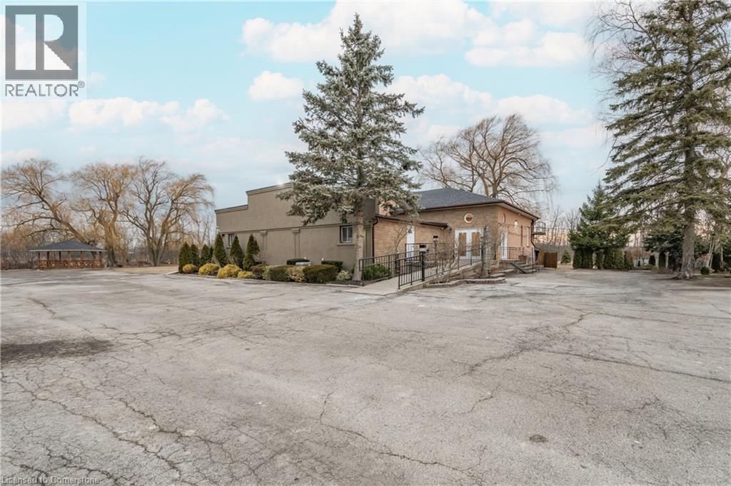 288 Kemp Road W, Grimsby, ON