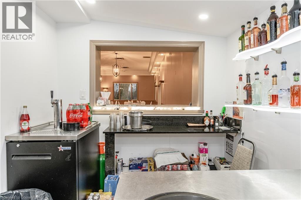 288 Kemp Road W, Grimsby, ON