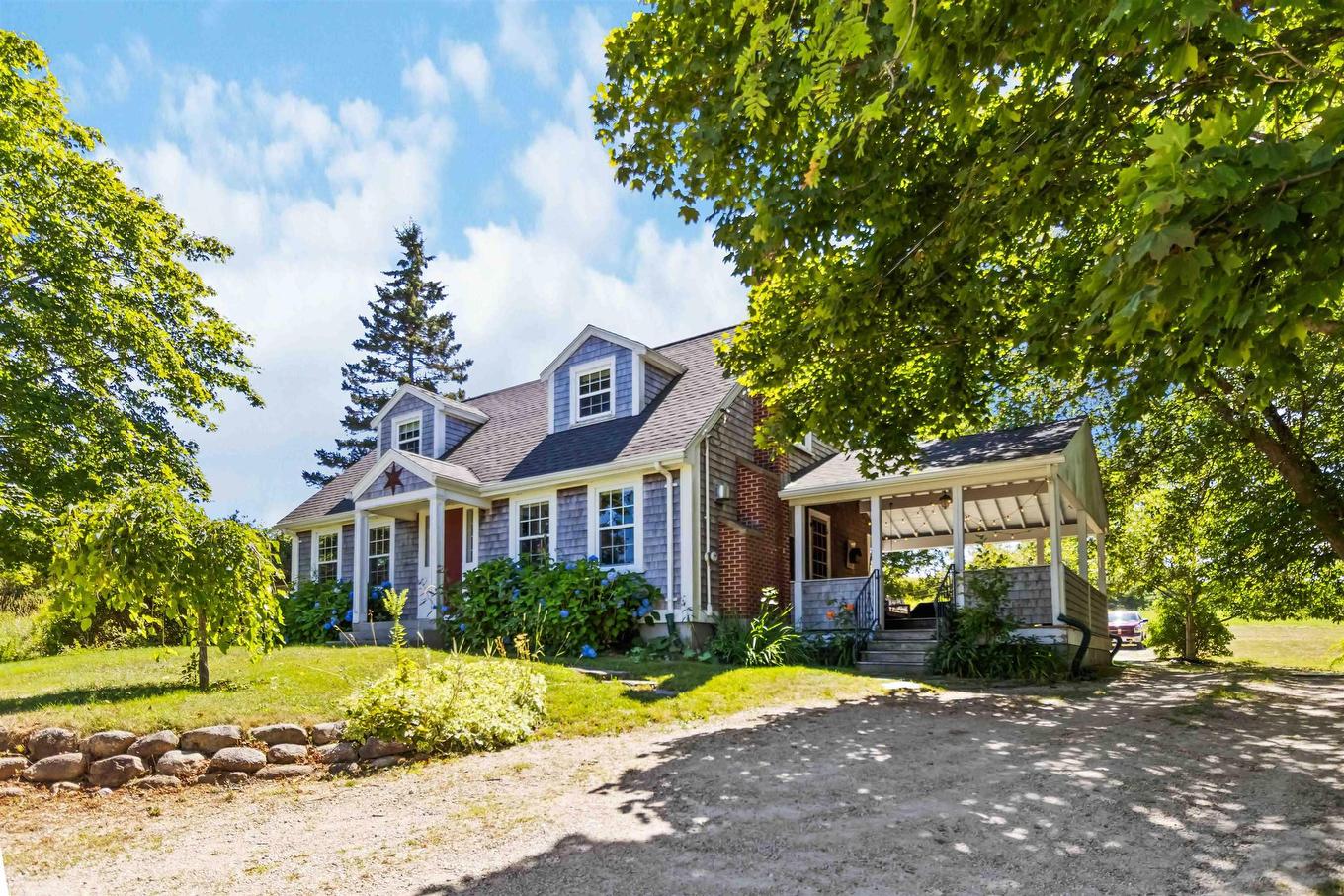 385 Green Street, Lunenburg, NS