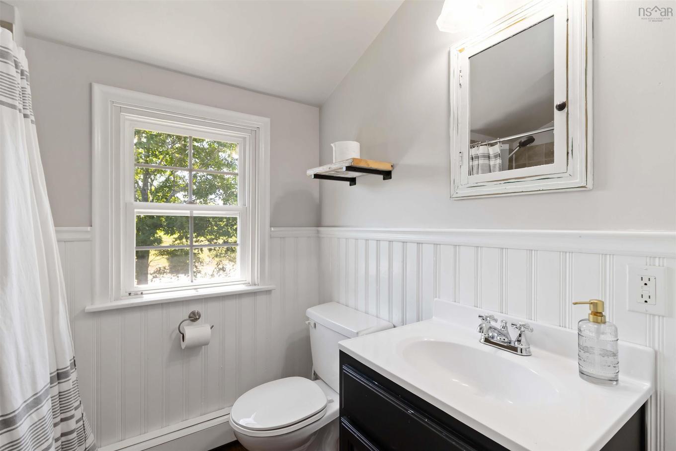 385 Green Street, Lunenburg, NS