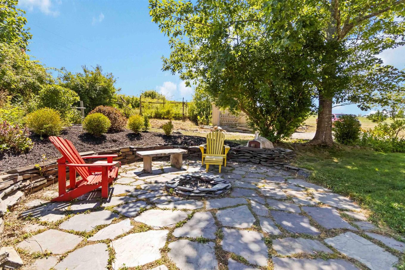 385 Green Street, Lunenburg, NS