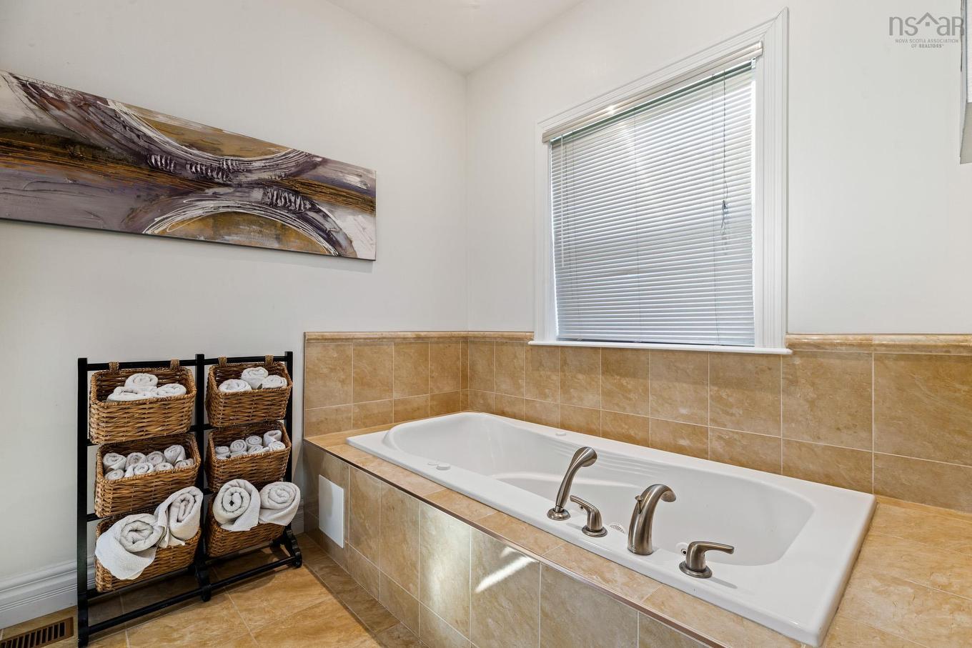 61 Havenbrook Hill, Dartmouth, NS