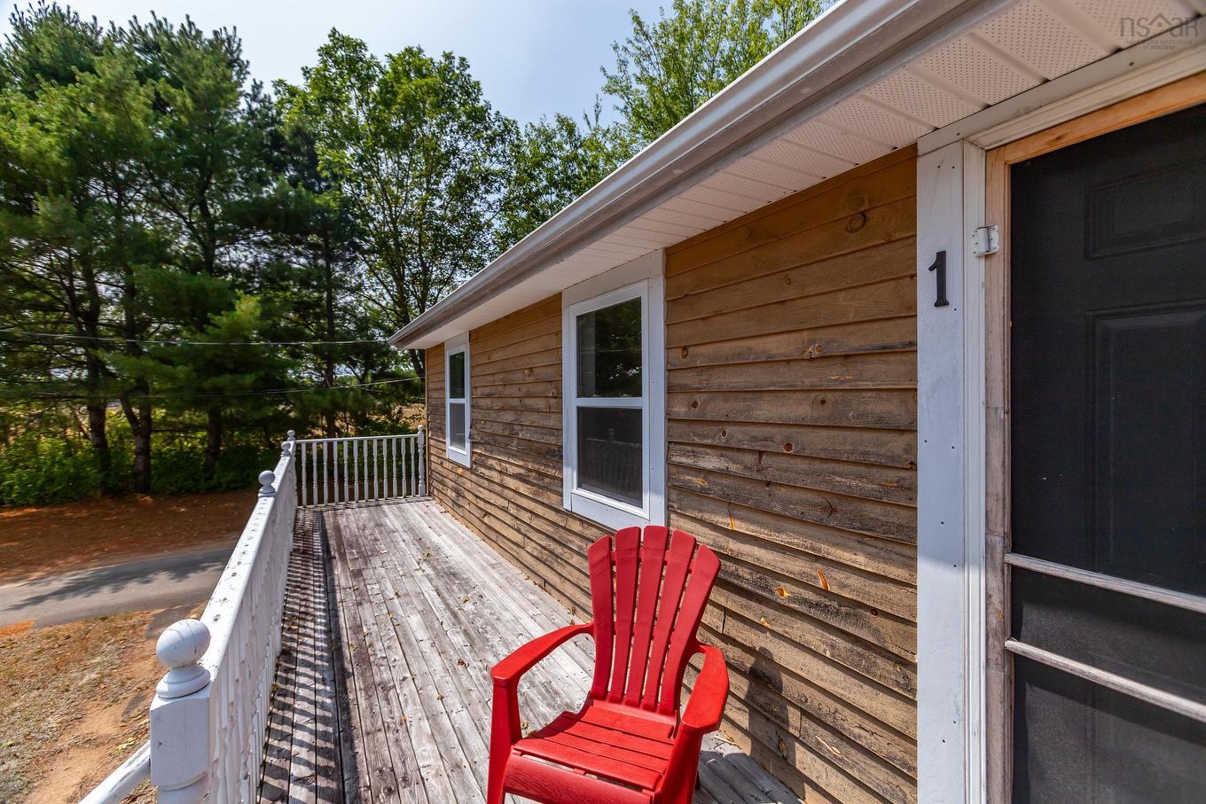 1 Pinecrest Drive, Middleton, NS
