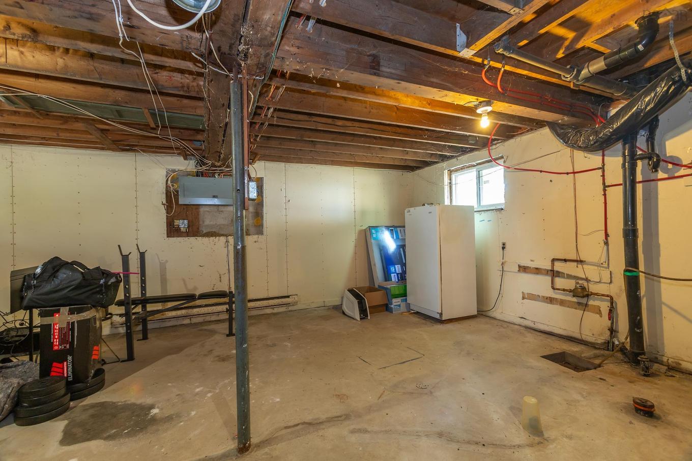 1 Pinecrest Drive, Middleton, NS