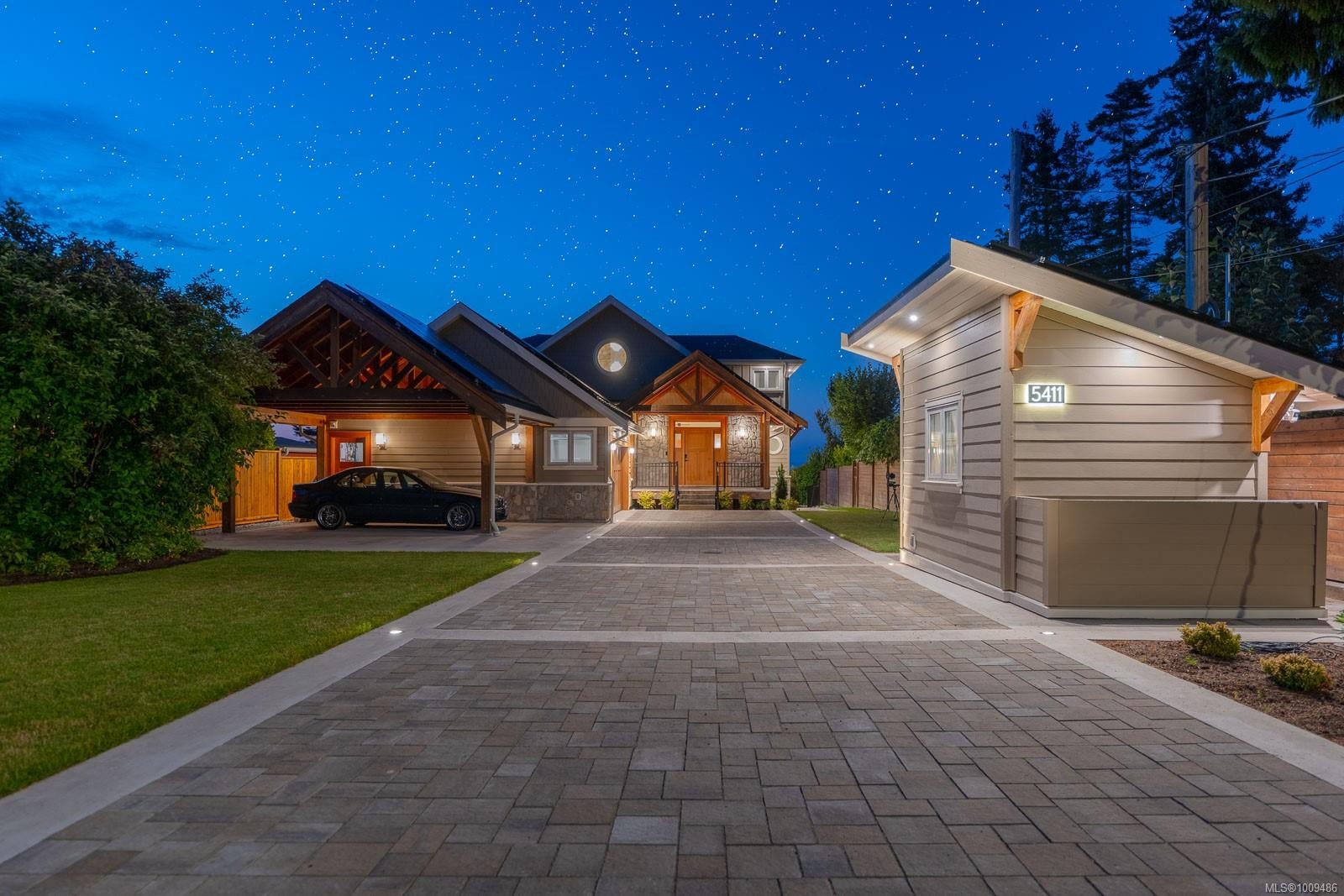 5411 Parker Ave, Saanich, BC