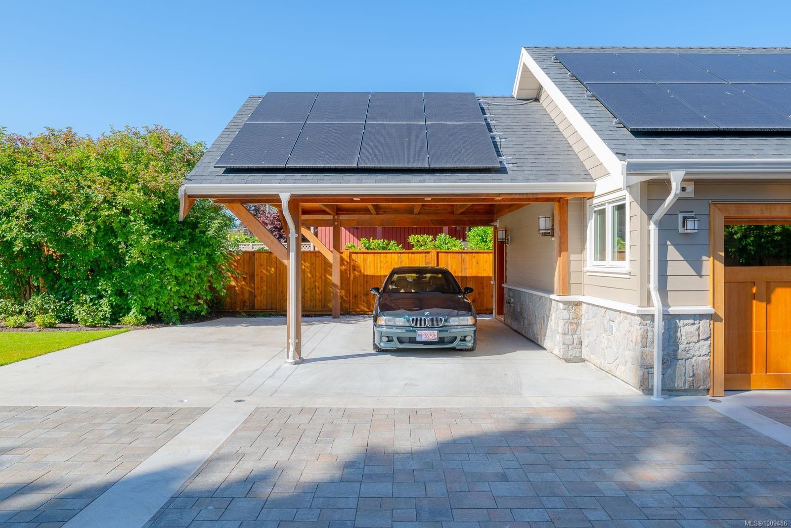 5411 Parker Ave, Saanich, BC