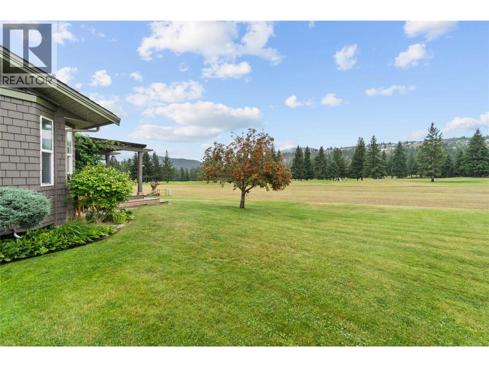 2552 Golf View Crescent, Blind Bay, BC - Outdoor