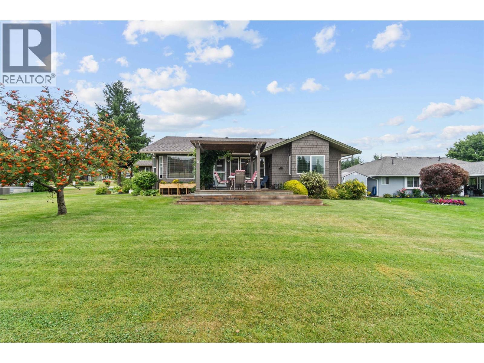 2552 Golf View Crescent, Blind Bay, BC - Outdoor With Deck Patio Veranda