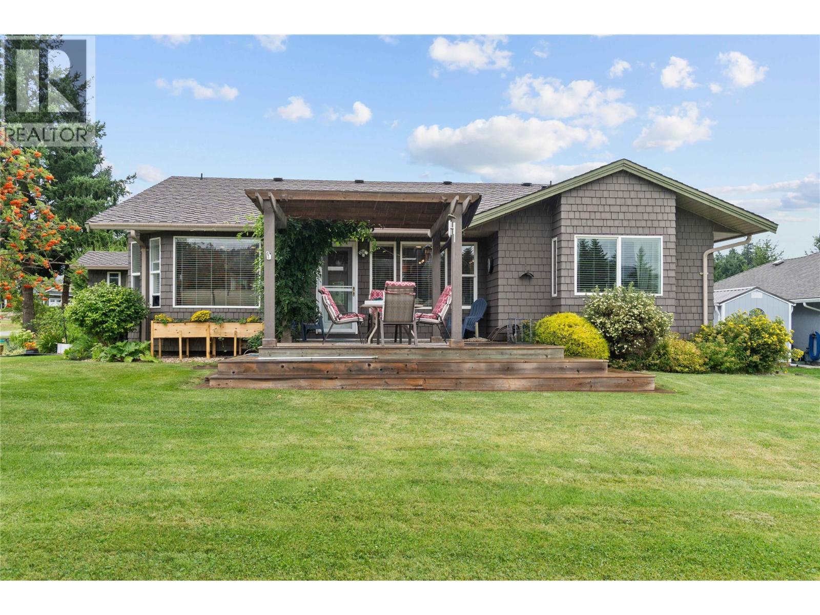 2552 Golf View Crescent, Blind Bay, BC - Outdoor With Deck Patio Veranda