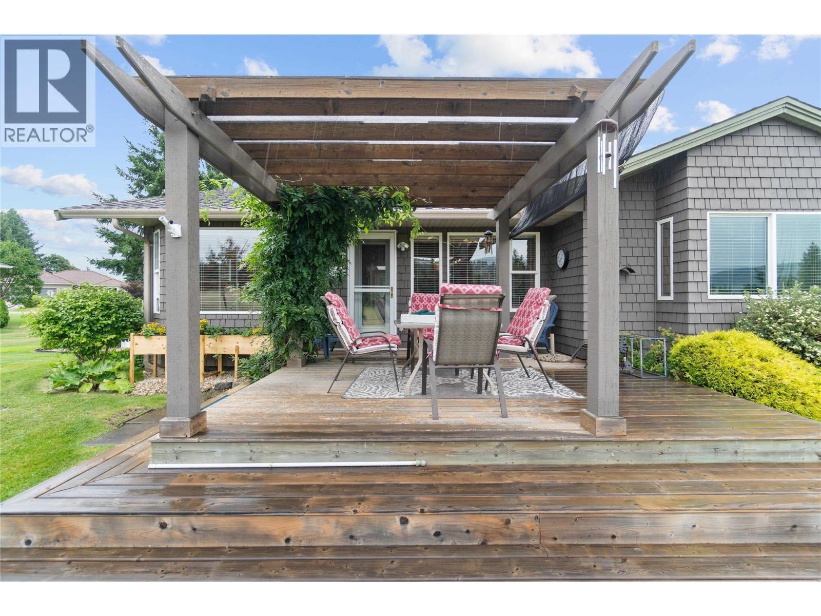 2552 Golf View Crescent, Blind Bay, BC - Outdoor With Deck Patio Veranda