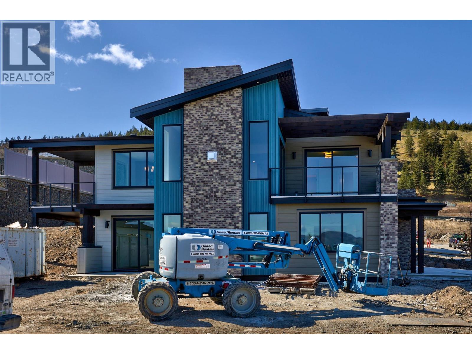 1298 Brechin Place, Kamloops, BC - Outdoor