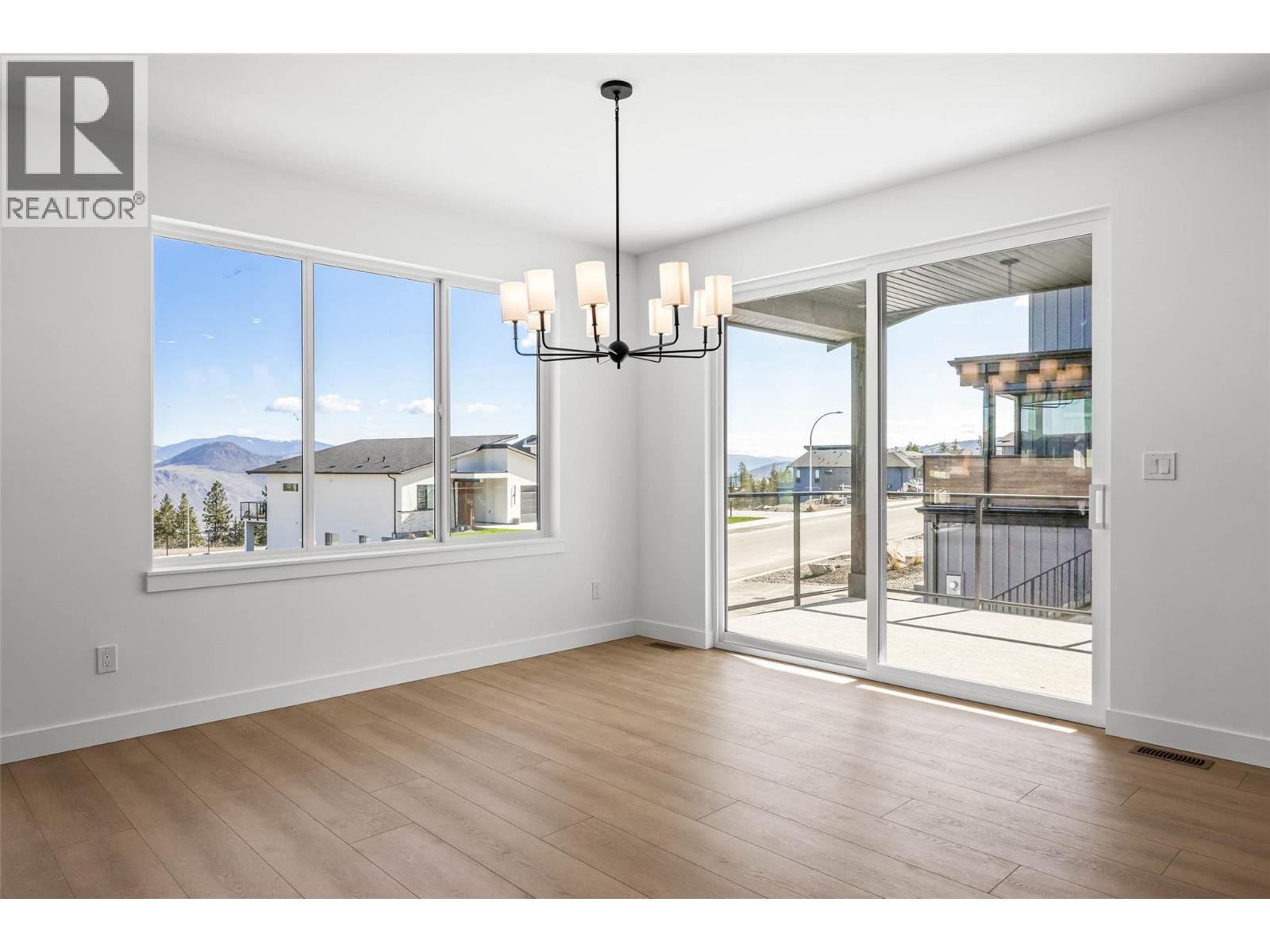 1298 Brechin Place, Kamloops, BC - Indoor