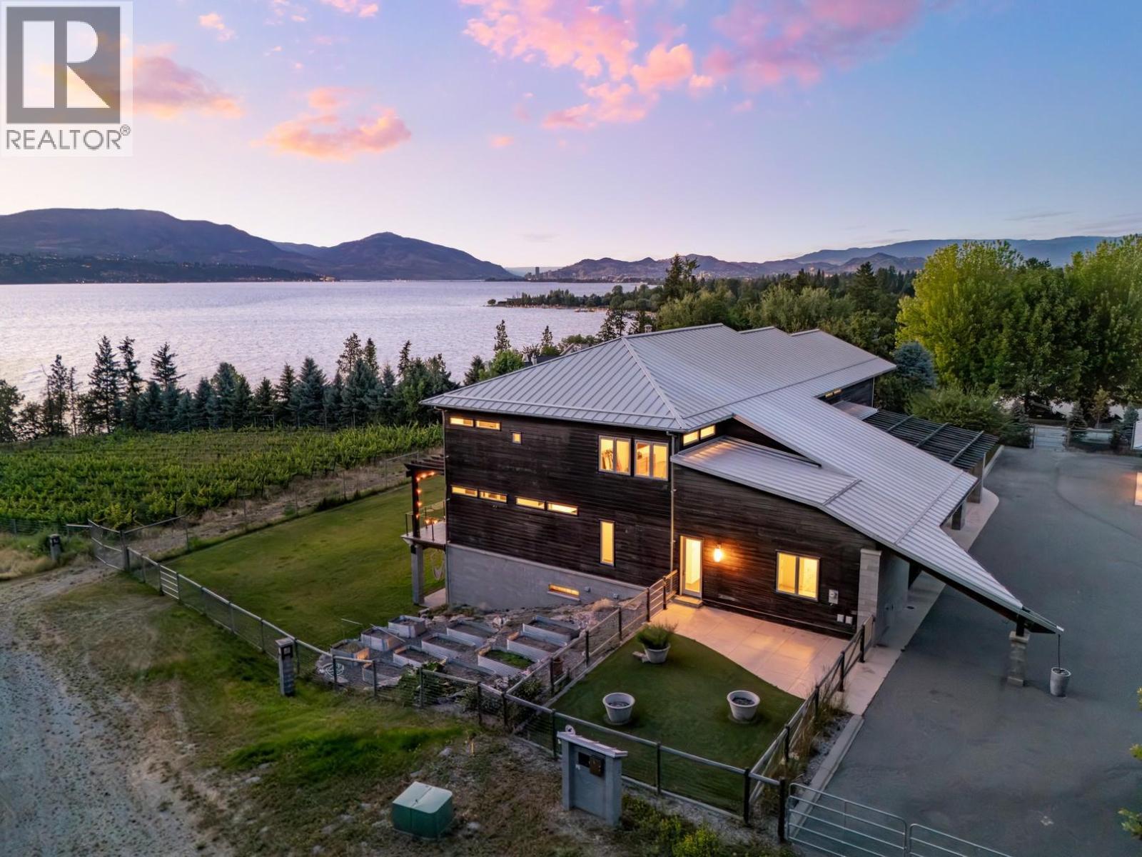 4840 Lakeshore Road, Kelowna, BC - Outdoor With Body Of Water With View