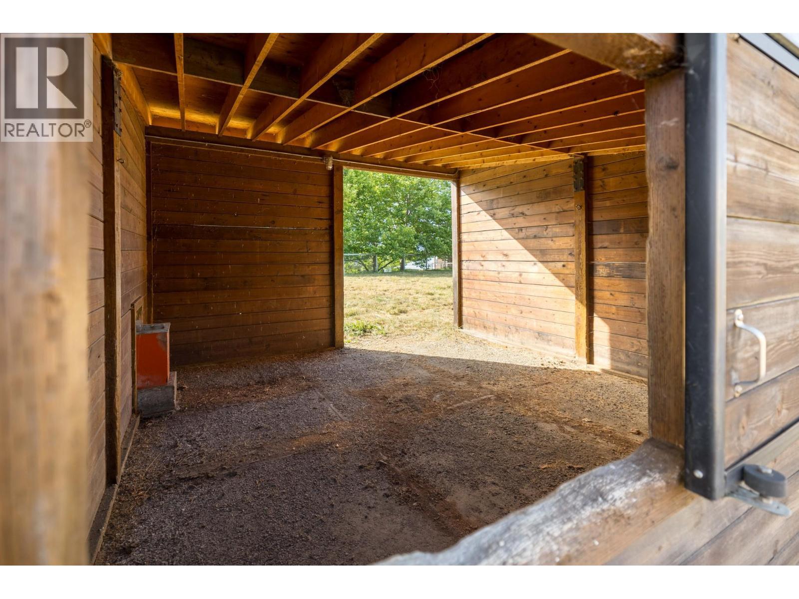 4840 Lakeshore Road, Kelowna, BC - Outdoor With Exterior