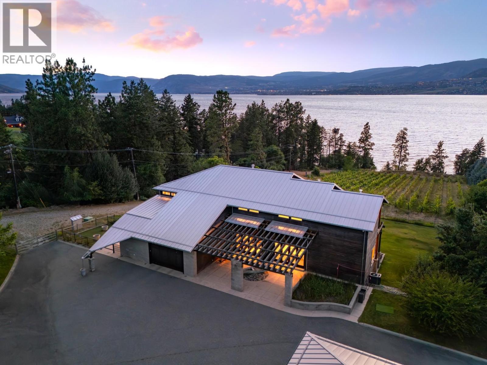 4840 Lakeshore Road, Kelowna, BC - Outdoor With Body Of Water With View