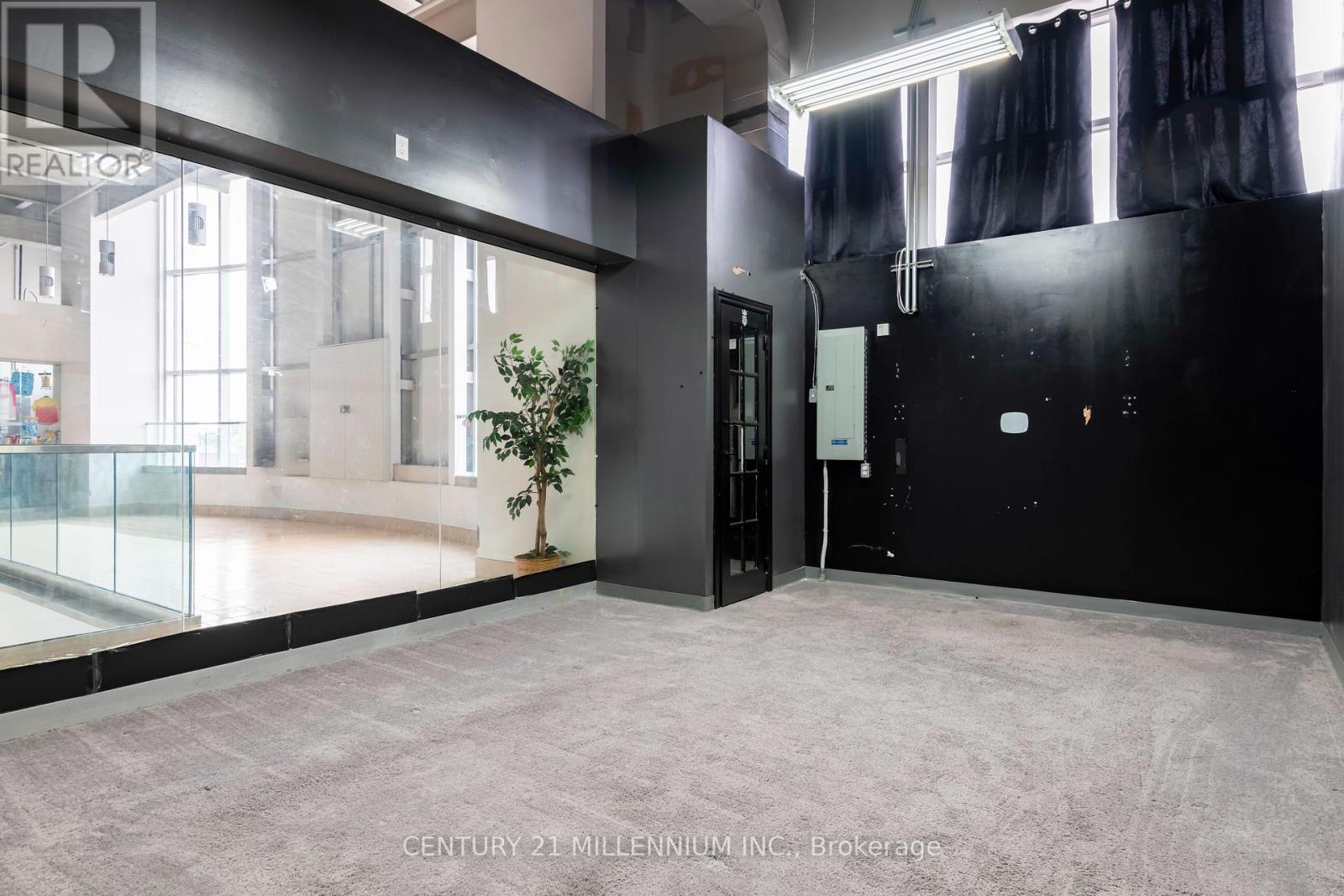 2B01 - 7215 Goreway Drive, Mississauga, ON