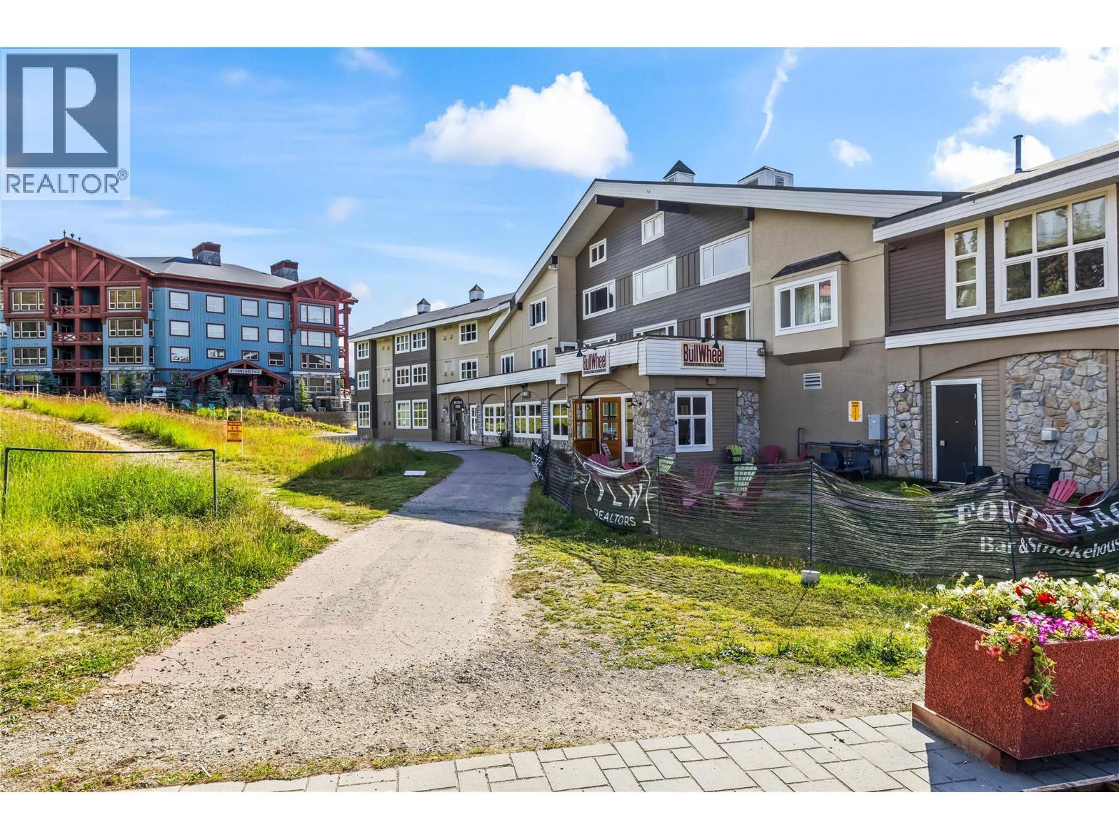 5275 Big White Road Unit# 202, Big White, BC - Outdoor With Facade