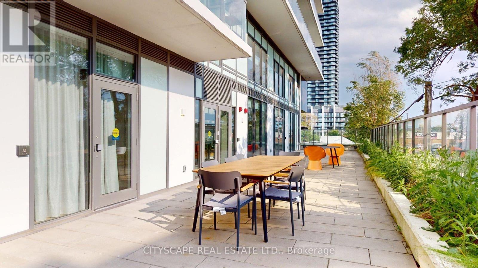 303 - 1195 The Queens Way, Toronto, ON - Outdoor With Exterior