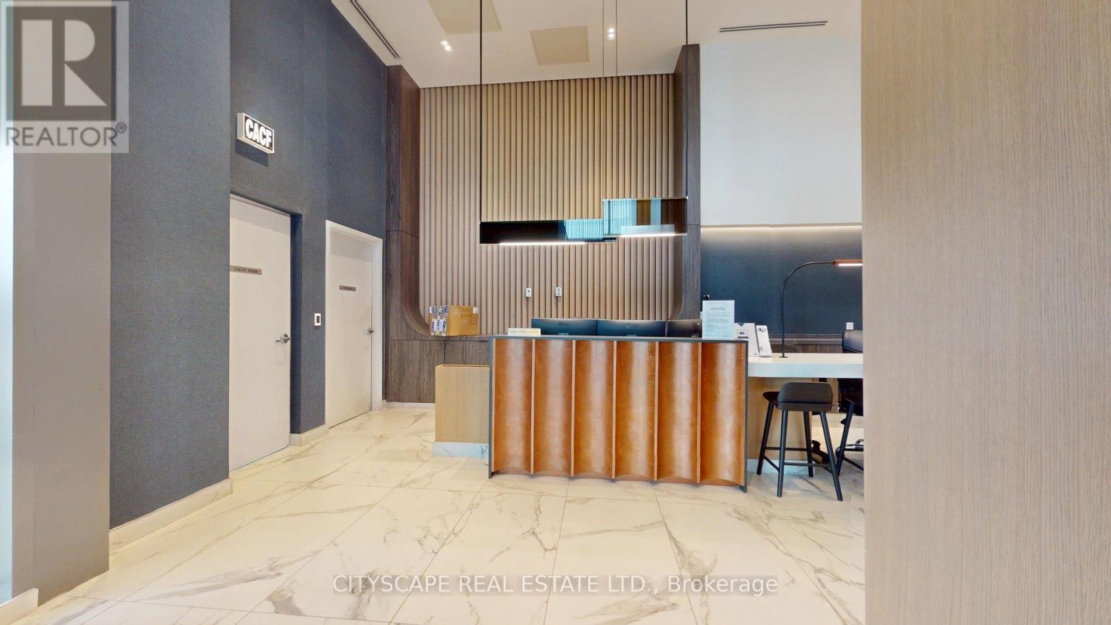 303 - 1195 The Queens Way, Toronto, ON - Indoor Photo Showing Other Room