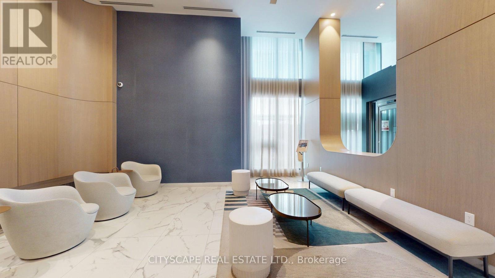 303 - 1195 The Queens Way, Toronto, ON - Indoor Photo Showing Other Room