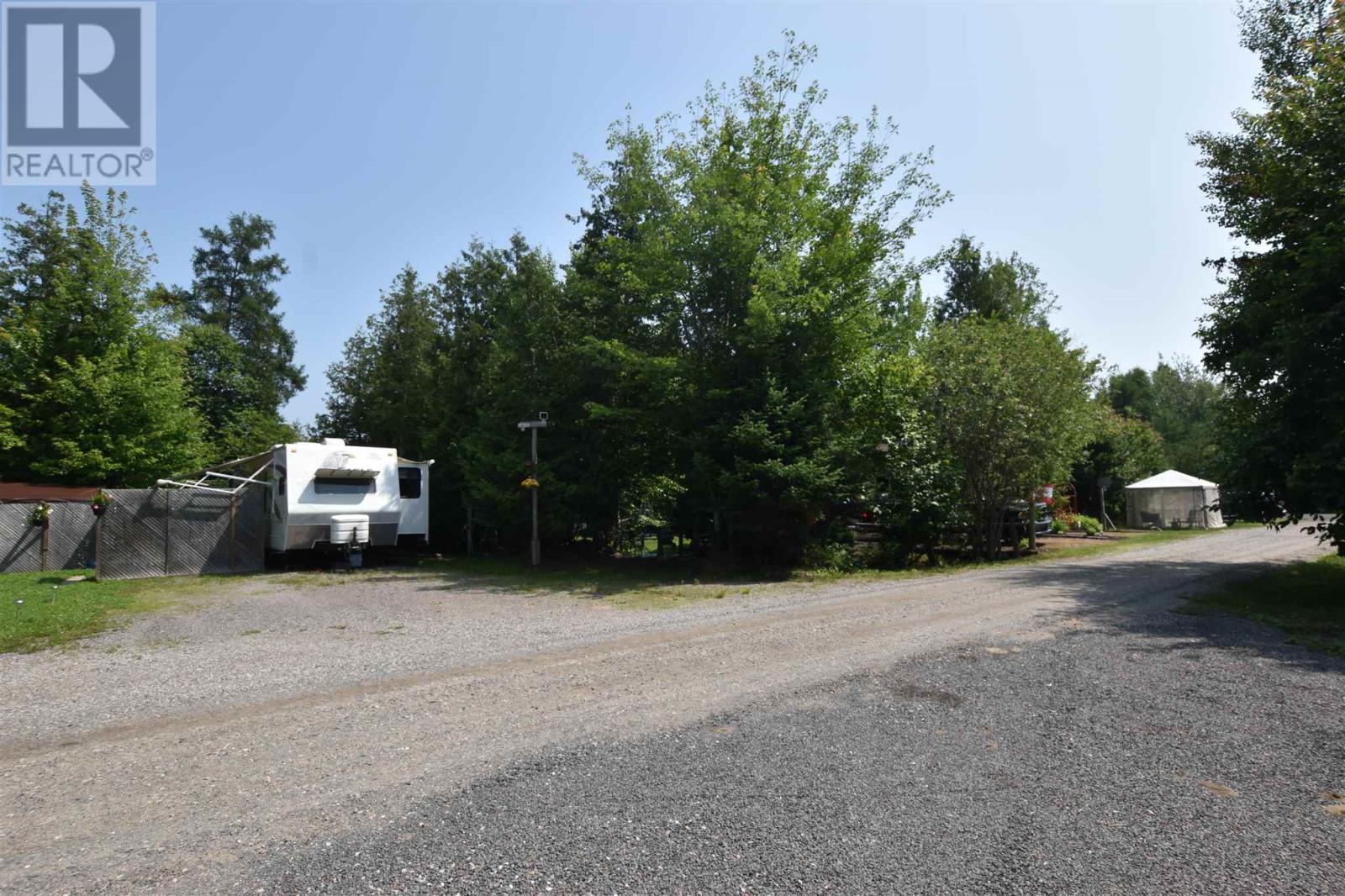 11028 Highway 17 Hwy N, Batchawana Bay, ON