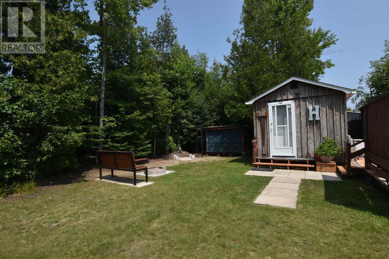 11028 Highway 17 Hwy N, Batchawana Bay, ON