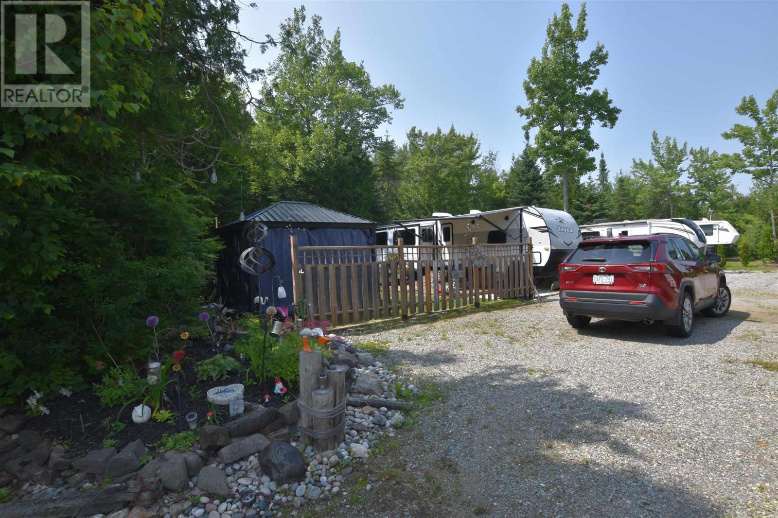 11028 Highway 17 Hwy N, Batchawana Bay, ON