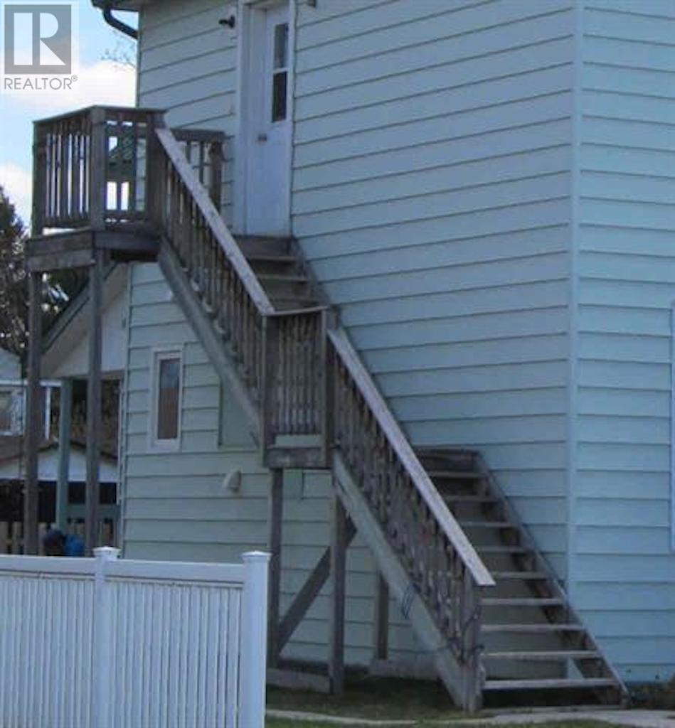 20 Lorne St S, Chapleau, ON - Outdoor With Exterior