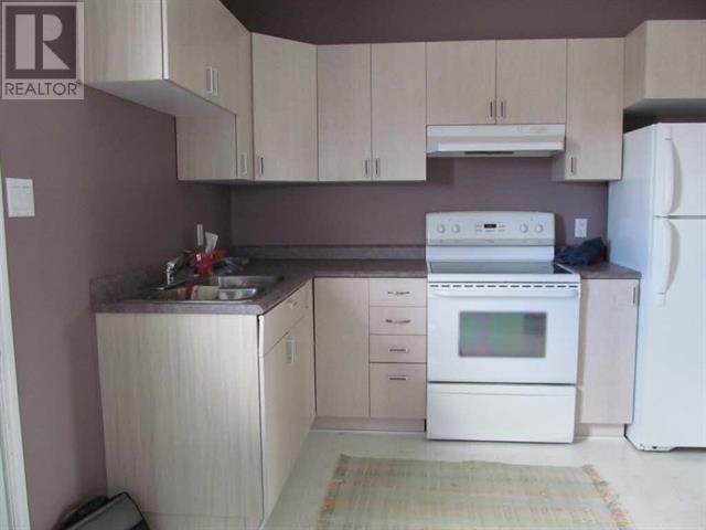20 Lorne St S, Chapleau, ON - Indoor Photo Showing Kitchen
