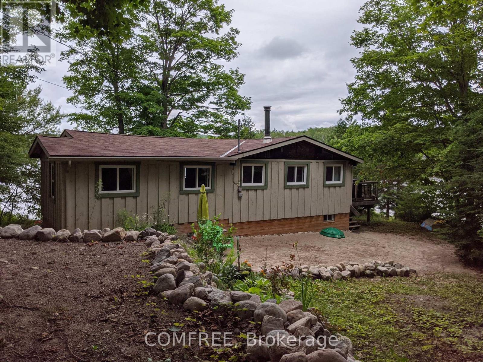 299 Sherwood Drive, Perry, ON - Outdoor