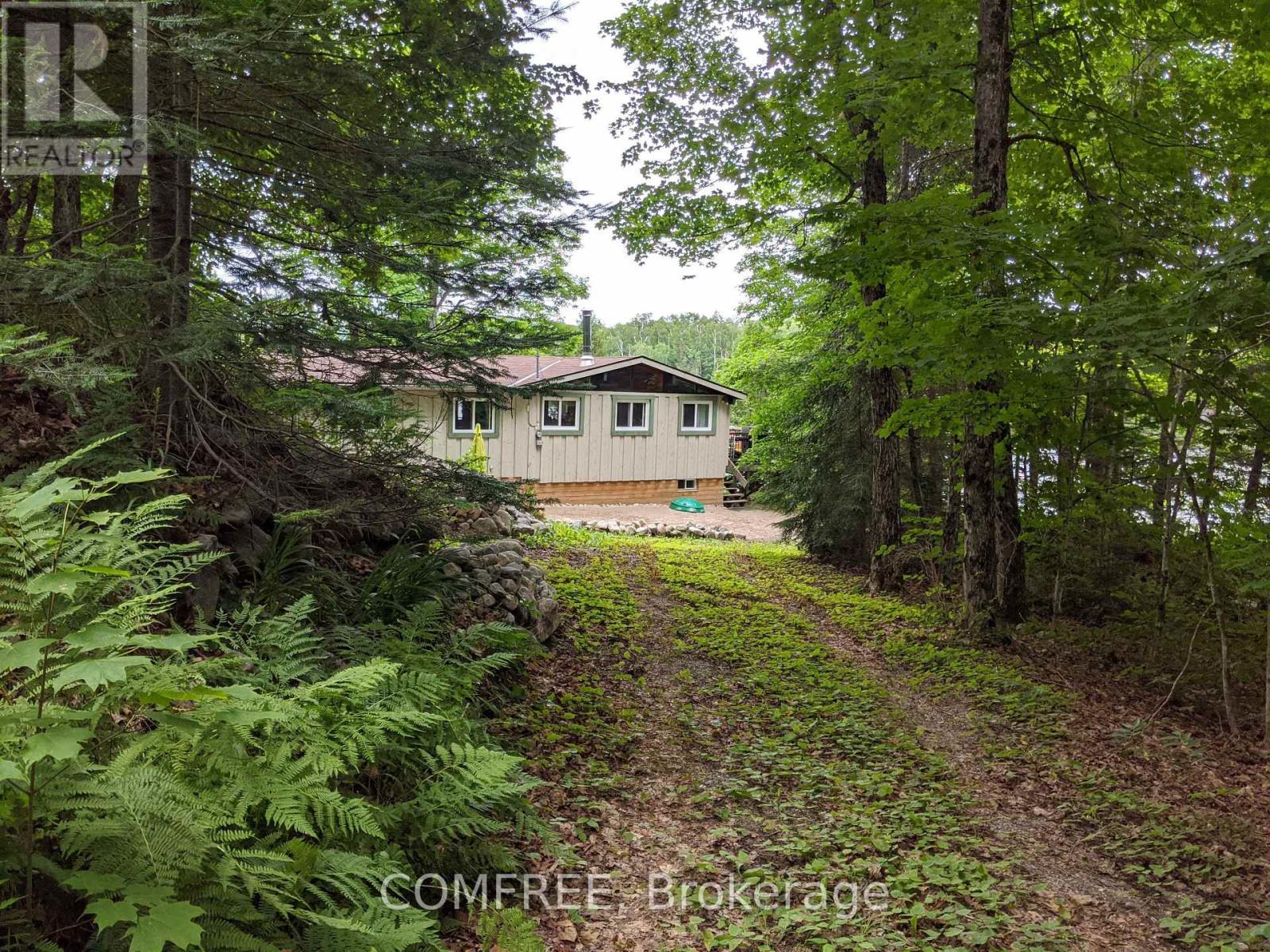 299 Sherwood Drive, Perry, ON - Outdoor