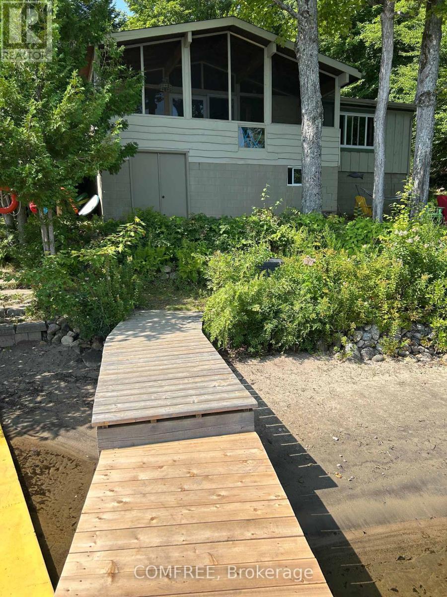 299 Sherwood Drive, Perry, ON - Outdoor