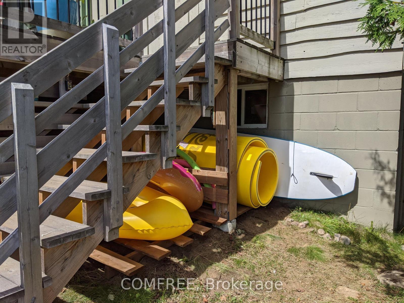 299 Sherwood Drive, Perry, ON -