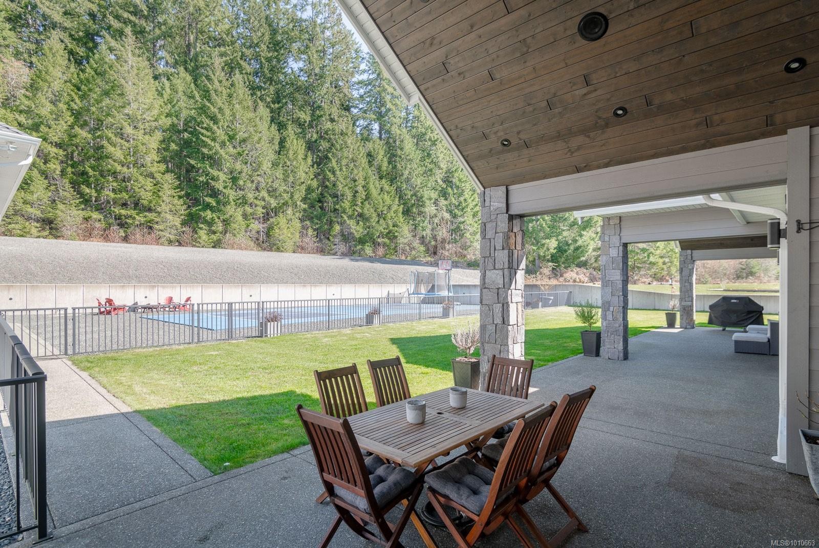 6181 Chase Dr, Port Alberni, BC