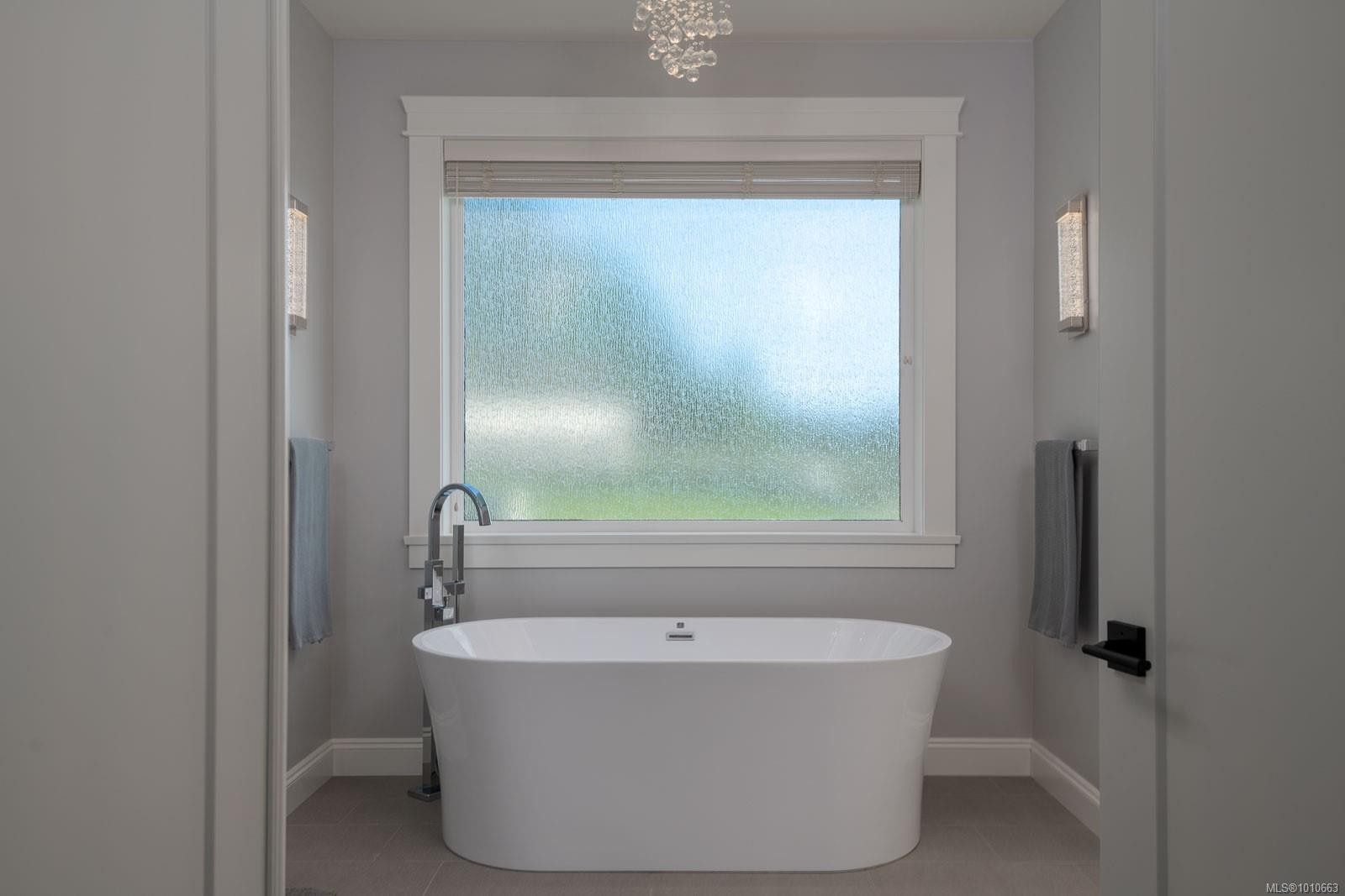 6181 Chase Dr, Port Alberni, BC