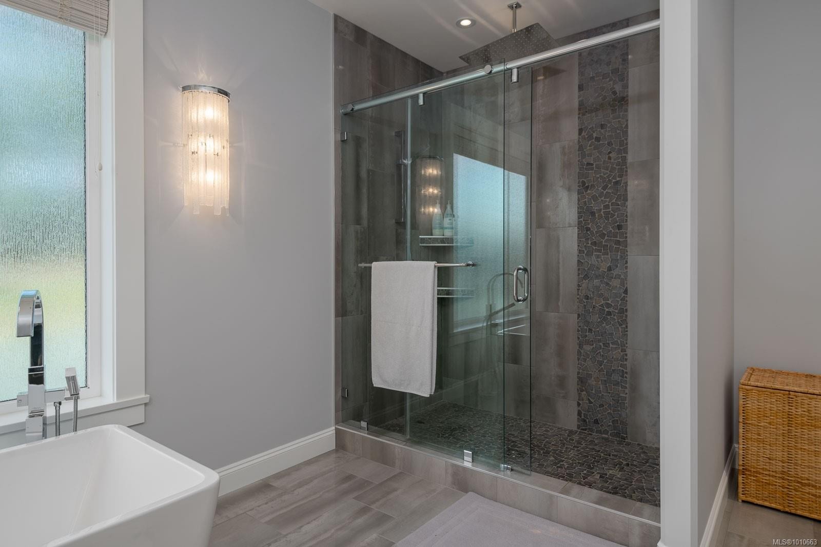 6181 Chase Dr, Port Alberni, BC