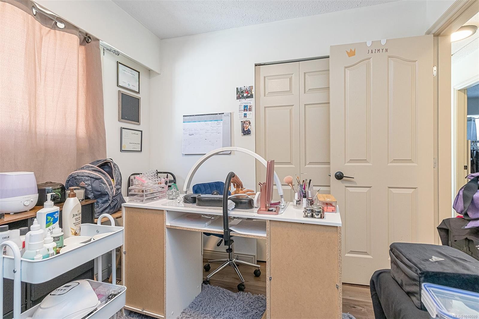 546 Wakesiah Ave, Nanaimo, BC