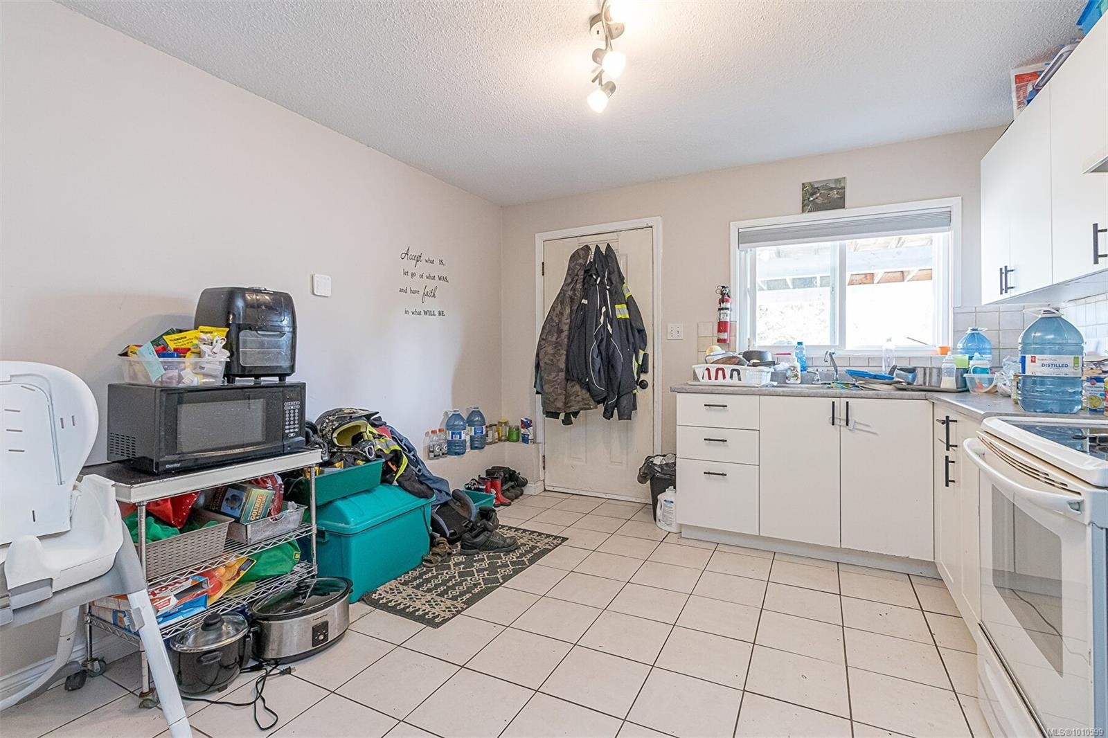 546 Wakesiah Ave, Nanaimo, BC