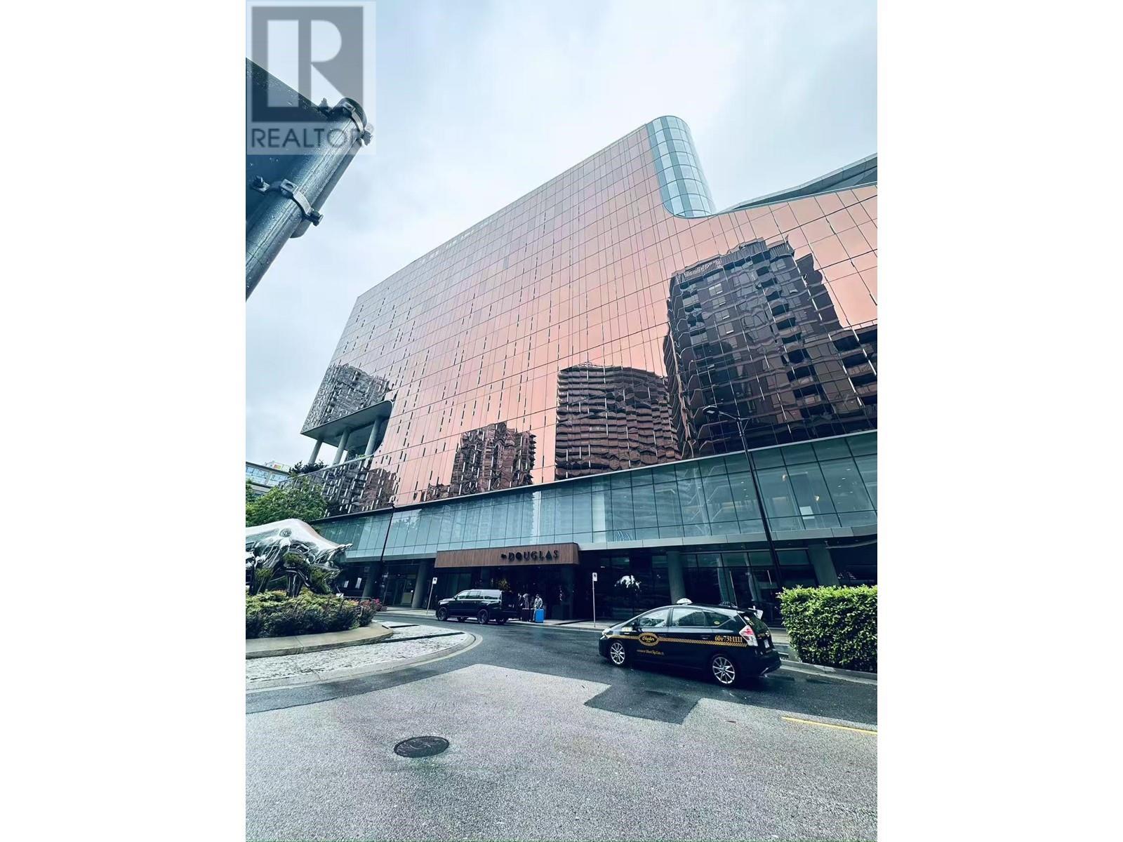 70 Smithe Street, Vancouver, BC