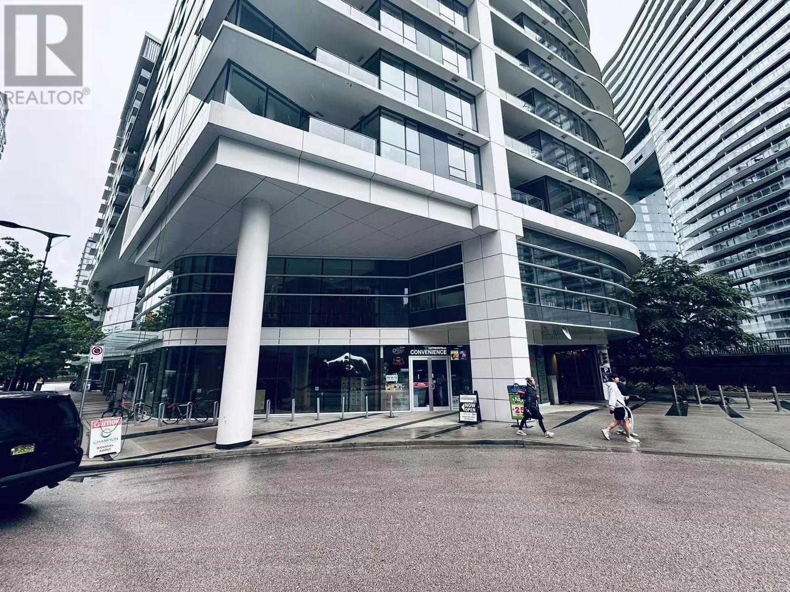 70 Smithe Street, Vancouver, BC