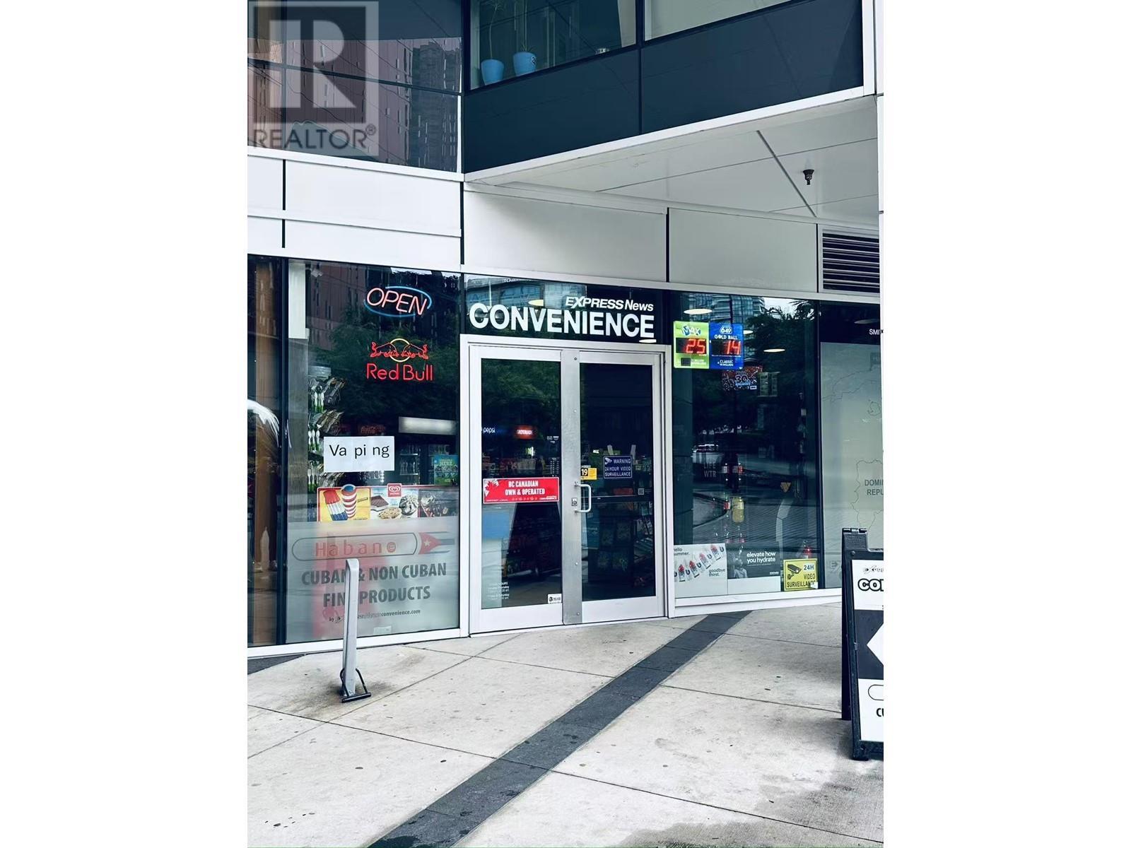 70 Smithe Street, Vancouver, BC