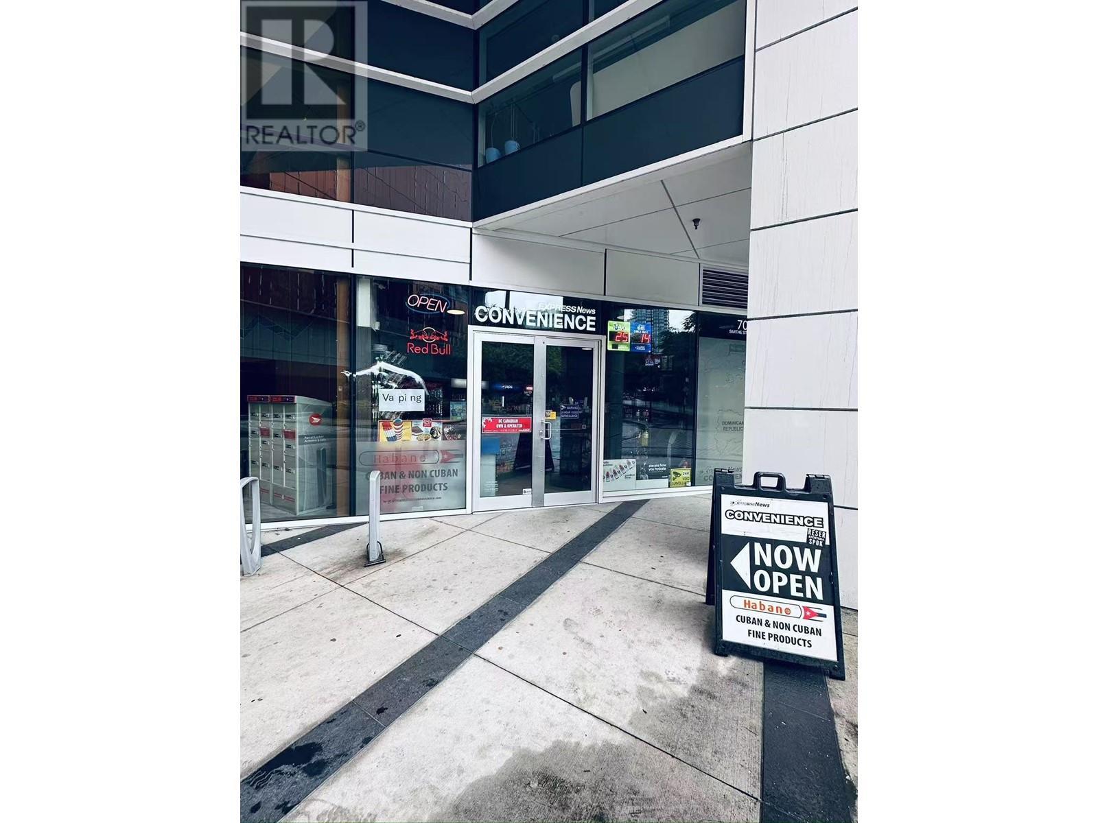 70 Smithe Street, Vancouver, BC