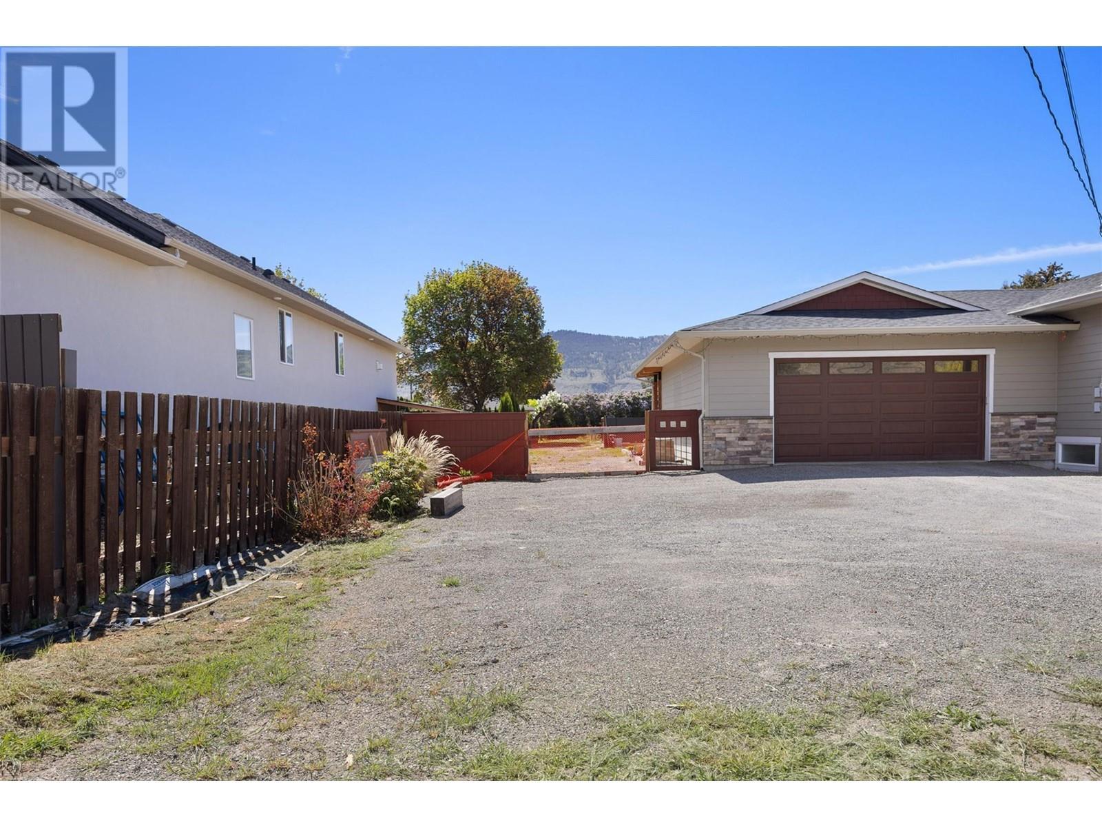 2029 Parkcrest Avenue, Kamloops, BC