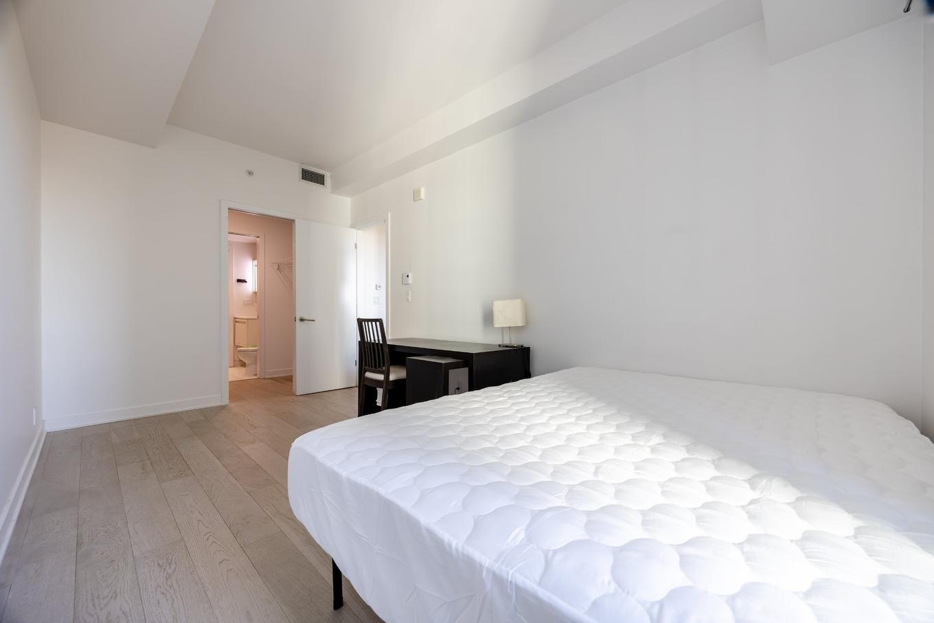 Chambre à coucher principale - 1813-1288 Av. Des Canadiens-De-Montréal, Montréal (Ville-Marie), QC - Indoor Photo Showing Bedroom