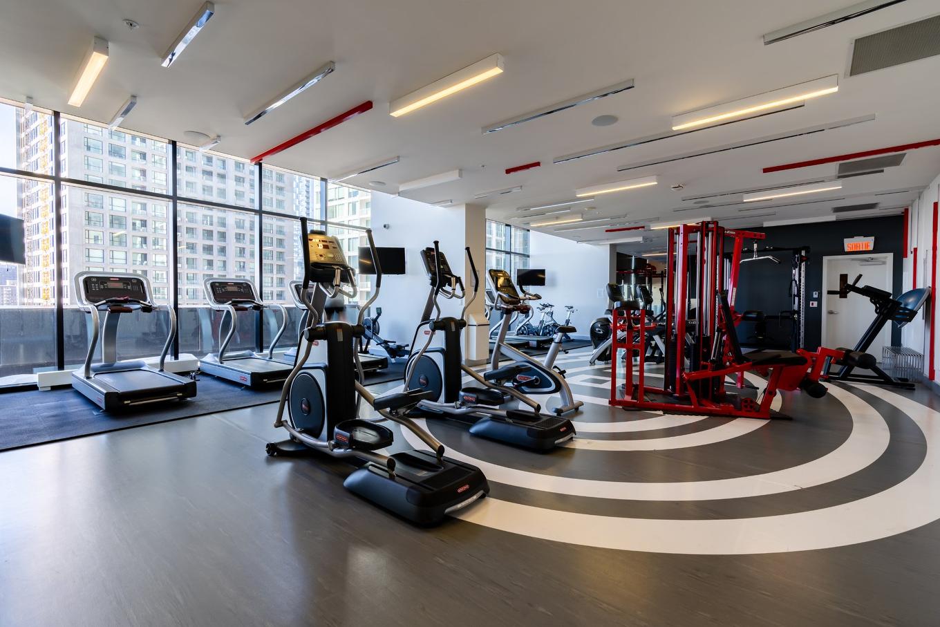 Salle d'exercice - 1813-1288 Av. Des Canadiens-De-Montréal, Montréal (Ville-Marie), QC - Indoor Photo Showing Gym Room