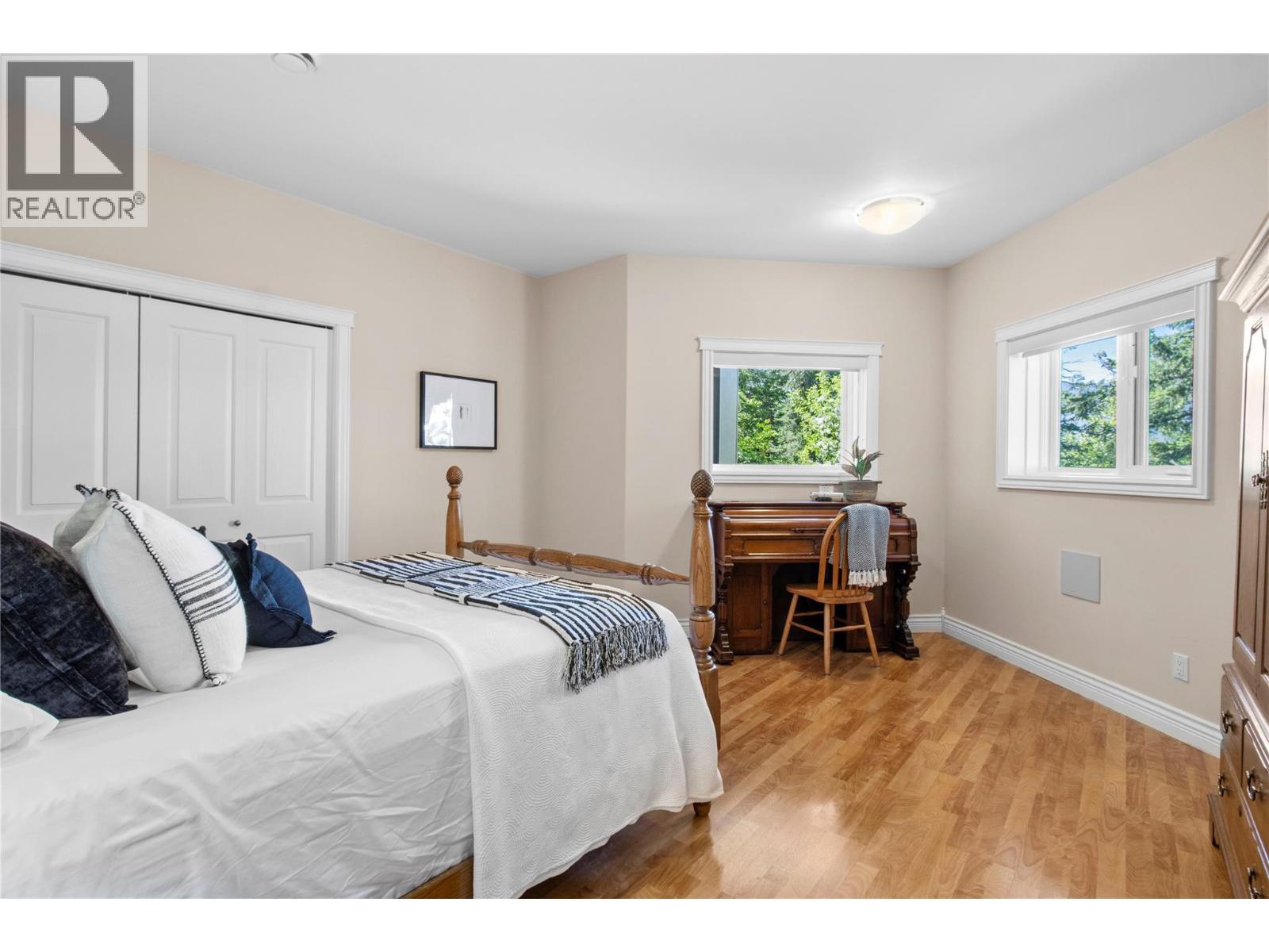 3011 Durham Road, Blind Bay, BC - Indoor Photo Showing Bedroom